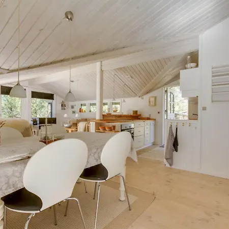 Amabel - 200m From The Sea By Interhome Feriehus *